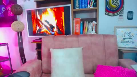 Ciara  online show from February 27, 11:41 pm