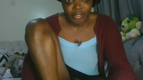 cilia petite online show from June 16, 9:19 pm