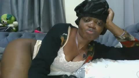 cilia petite online show from July 3, 7:35 am