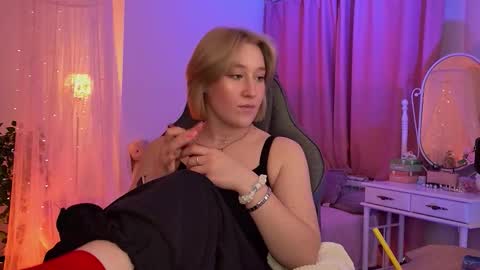 Cin Bellamy online show from March 11, 4:59 am