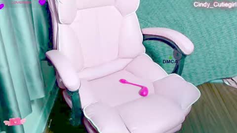 cindy_cutiegirl online show from June 21, 10:16 pm