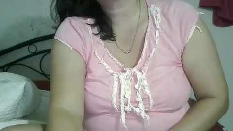 cindy_hot23 online show from May 2, 11:49 am