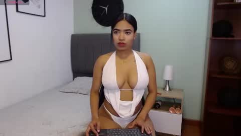 Cindy online show from July 25, 2:04 pm