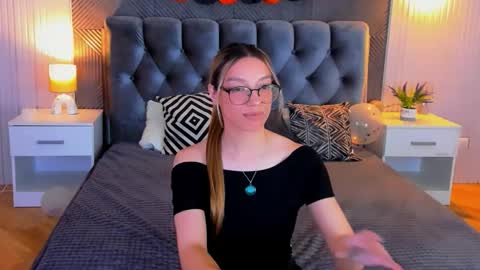 cindymori online show from October 31, 3:23 pm