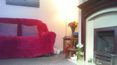Snapshot of cineman22 chatting on October 22, 7:44 am Cineman22 online show from October 22, 7:44 am