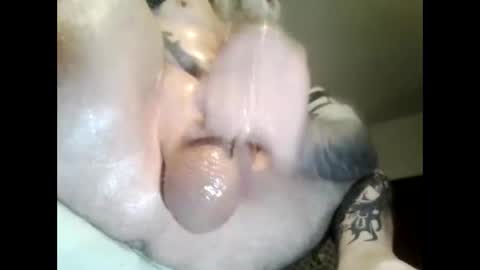 oilywanker online show from March 10, 8:35 pm