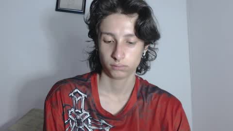 cirosky_elchicopolla online show from April 28, 2:27 am