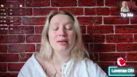 citrusblissss online show from July 28, 3:26 am