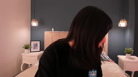 Anna online show from February 5, 5:11 am