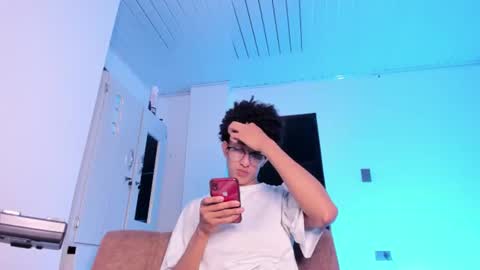 cj_davis1 online show from June 21, 3:46 am