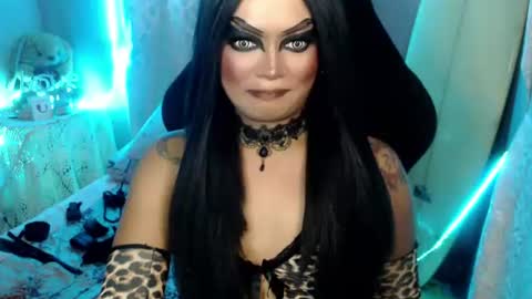 QUEEN CESS online show from June 26, 4:12 pm