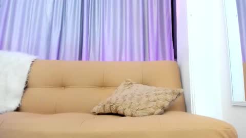 claire aristizabal online show from November 13, 8:55 pm