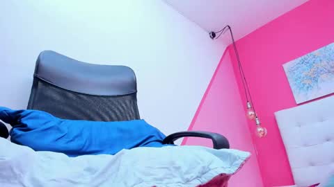 claire aristizabal online show from March 9, 10:08 am