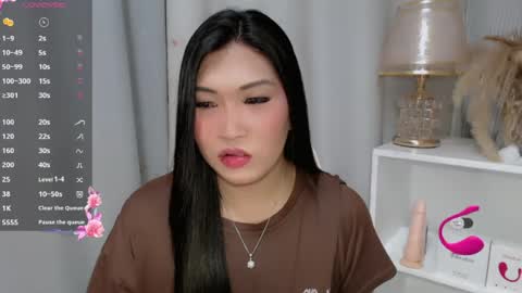 CLAIRE online show from August 2, 10:17 am
