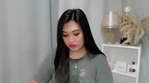 CLAIRE online show from May 1, 5:12 am