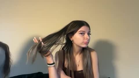 clairewalkerr online show from November 29, 7:43 pm