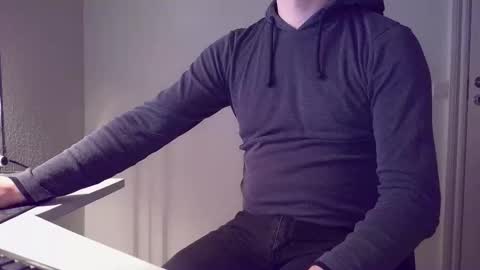 clamshive7 online show from March 18, 4:40 am