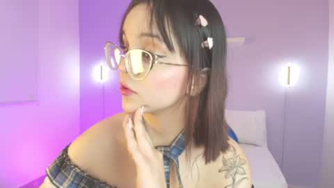 C L A R A online show from July 4, 8:01 pm