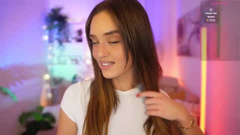 Clara smile online show from March 18, 7:42 pm