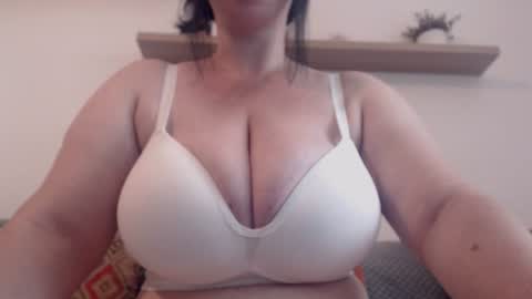 Clara online show from July 4, 10:19 am
