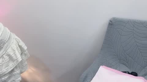 Clari online show from October 25, 5:19 am