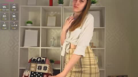 Lora online show from April 25, 1:52 am