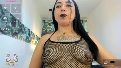 CLARISE ALLEN online show from April 24, 8:44 pm