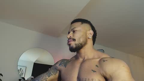 clark_strong online show from January 14, 8:17 pm