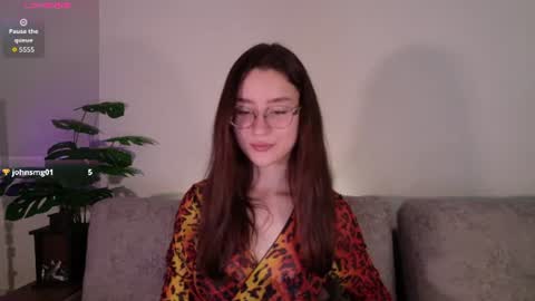 Cassy Classy online show from July 4, 5:05 pm