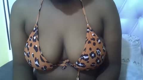 Snapshot of classy_zoey chatting on October 27, 9:53 am classy_zoey online show from October 27, 9:53 am