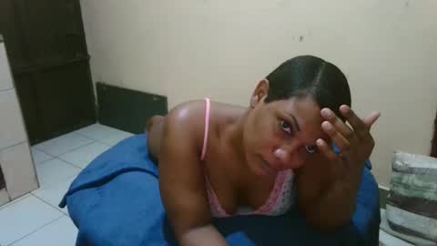 Snapshot of classyhornybabe chatting on February 16, 1:58 am Angel online show from February 16, 1:58 am