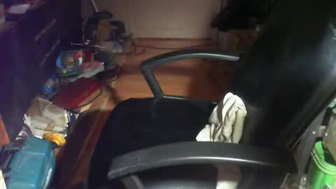 claudeg2523 online show from December 21, 3:18 pm