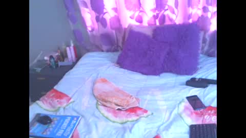 claudine valencia online show from January 26, 2:52 pm