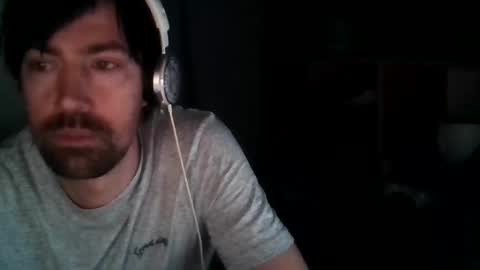 Surfer-dude online show from February 25, 2:48 am