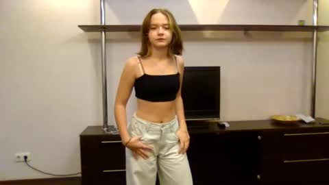clementinaaures online show from November 6, 2:20 pm