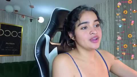 Clementine online show from October 25, 3:45 pm