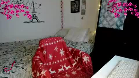cleo_christmas online show from June 27, 1:11 am