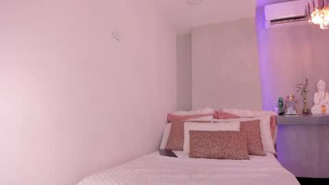 . Cleo Jhonson . online show from July 14, 4:39 am