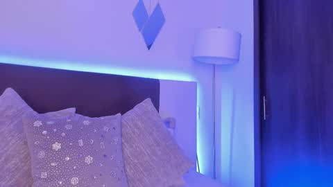 . Cleo Jhonson . online show from February 21, 5:56 am