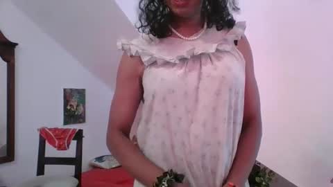 Cleopatra online show from April 29, 2:38 am