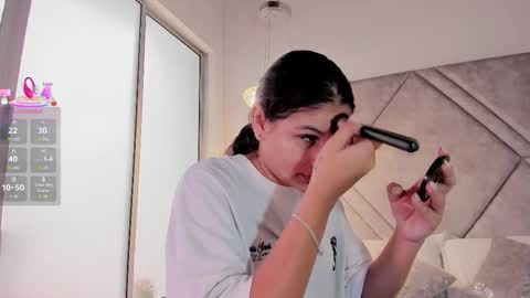 Cleopatra online show from November 30, 5:53 pm