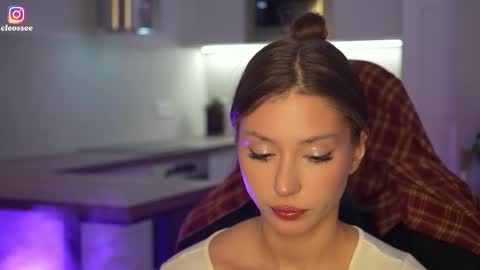 Cleo online show from February 15, 10:58 am