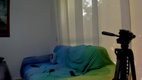 cleowhite_ online show from October 23, 7:37 pm