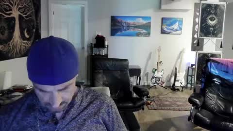 chad online show from August 3, 1:39 pm