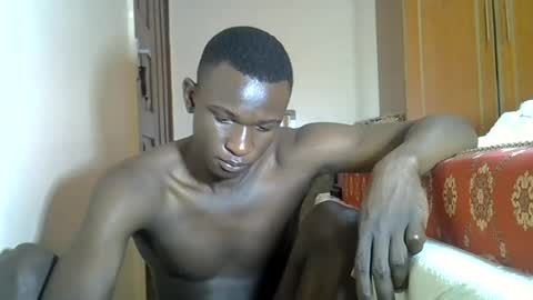 clive_damian online show from July 19, 11:02 am