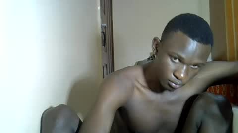 clive_damian online show from July 8, 7:28 pm