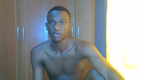 clive_damian online show from July 4, 5:00 am