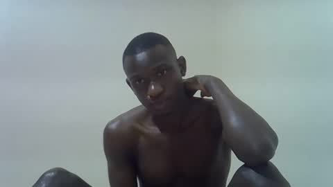 clive_damian online show from April 30, 6:35 pm