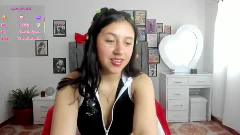 cloe_7 online show from February 24, 1:03 pm