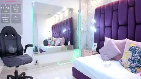 Cloe online show from October 24, 5:03 pm